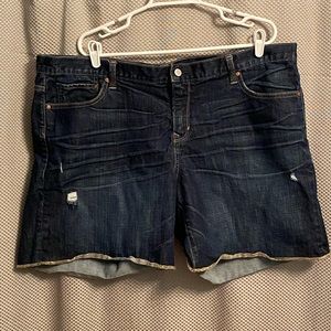 Gap Sexy Boyfriend Denim Jean Shorts